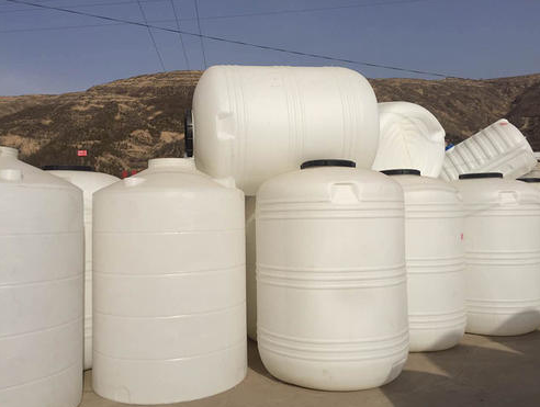 圆形甘谷塑料大桶