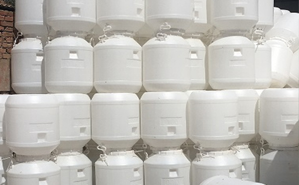 甘谷塑料桶耐化学腐蚀性能选择指南