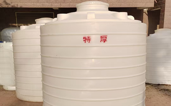 特厚甘谷塑料桶批量交付实录：强化结构应对严苛储运环境